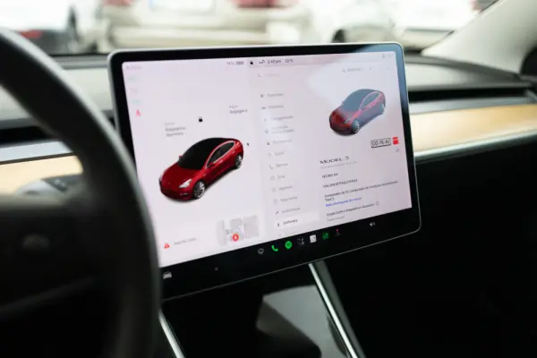 Tesla Model 3 Standard Range Plus RWD 11