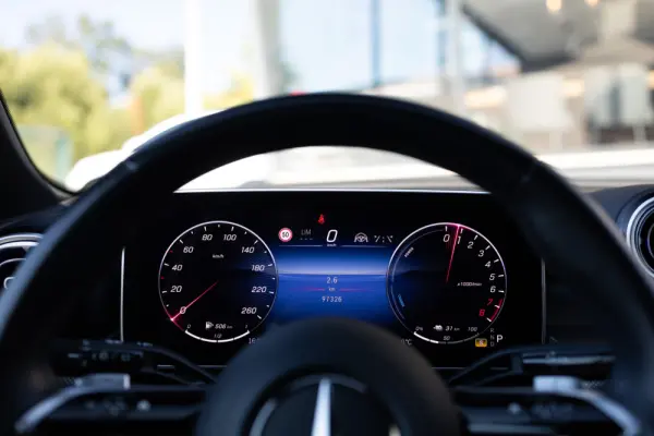 Mercedes-Benz C 300 e AMG Line 7