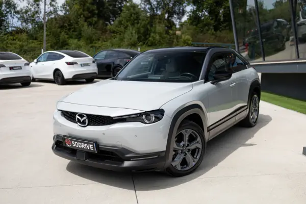 Mazda MX-30 e-Skyactiv First Edition+Modern Confidence 18