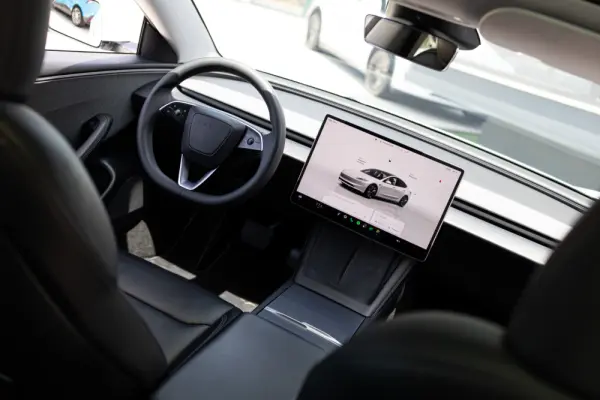 Tesla Model 3 Tração Traseira Premium 2