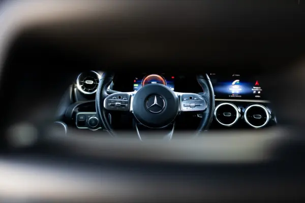 Mercedes-Benz CLA 250 e AMG Line 10