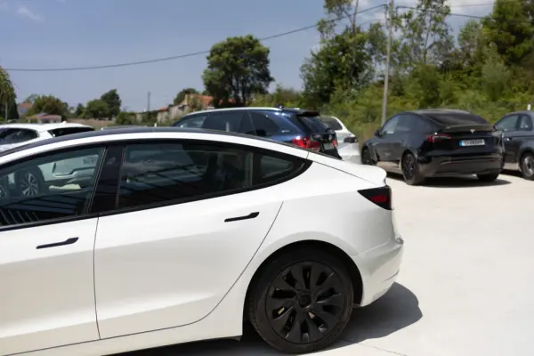 Tesla Model 3 Standard RWD Plus 4