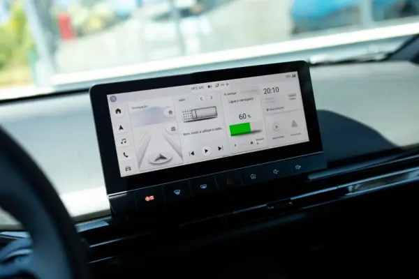 MG MG4 64 kWh Luxury 28
