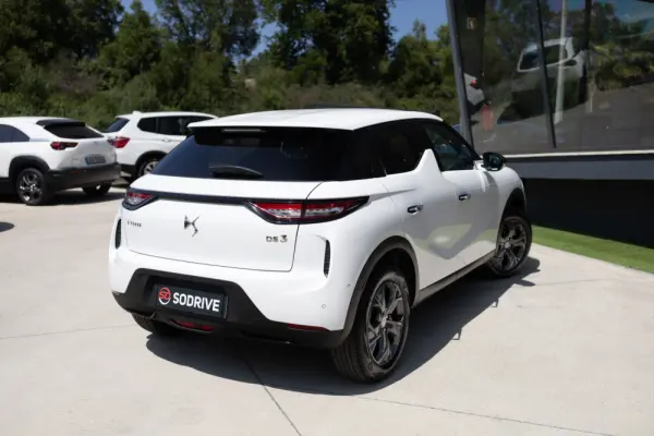 DS DS3 Crossback E-Tense Performance Line 37