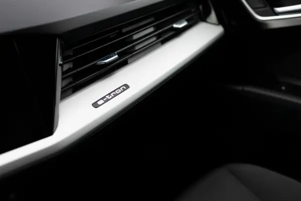 Audi Q4 e-tron 35 55 kWh 18