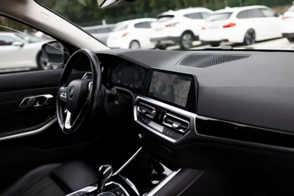 BMW 320 d Line Sport Auto 38