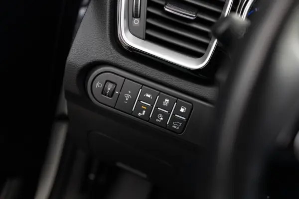 Kia XCeed 1.6 GDI DCT6 OPF PLATINUM 23
