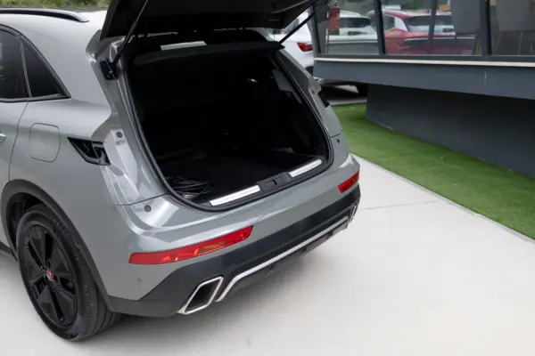 DS DS7 Crossback E-Tense Performance Line EAT8 28