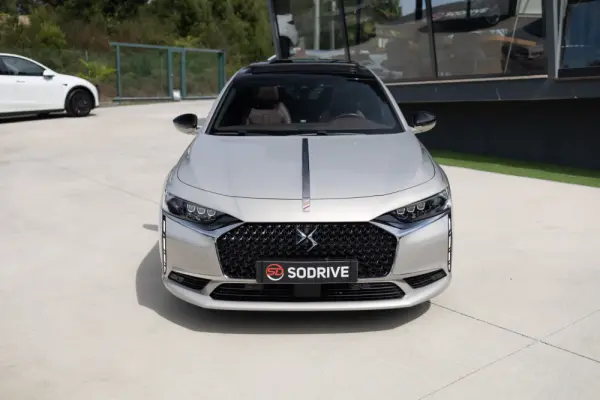 DS DS9 E-Tense 360 4x4 Auto PERFORMANCE LINE + 3