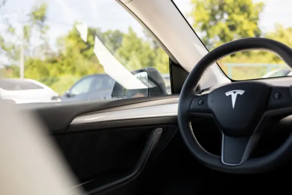 Tesla Model Y Standard 18
