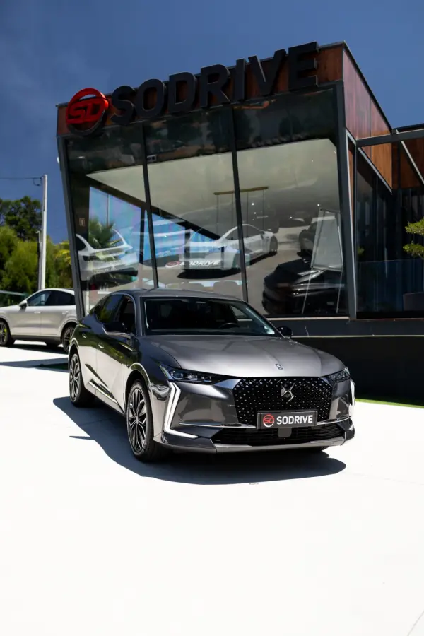 DS DS4 E-TENSE 225 RIVOLI 16