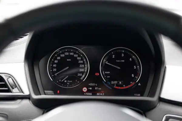 BMW X2 16 d sDrive Advantage 20