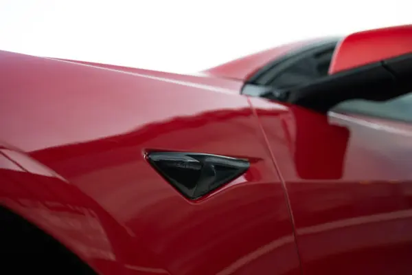Tesla Model 3 Standard Range Plus RWD 24
