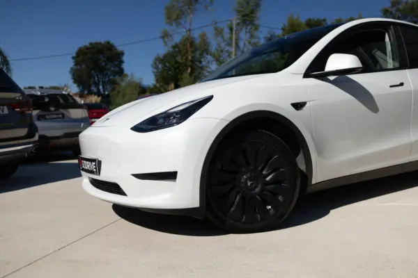 Tesla Model Y Standard 11