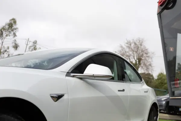 Tesla Model 3 Standard RWD Plus 5