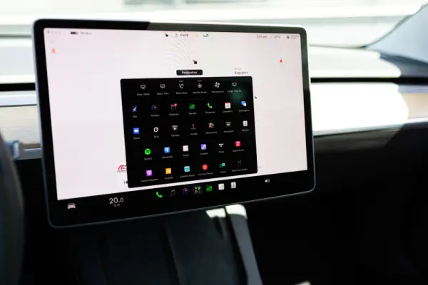 Tesla Model 3 Long-Range Dual Motor AWD 20