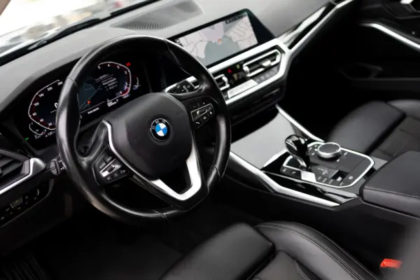 BMW 320 d Line Sport Auto 6