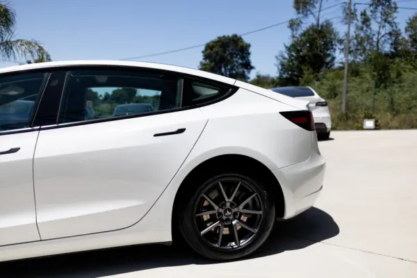 Tesla Model 3 Long Range Tração Integral 8