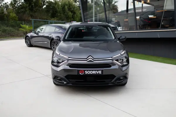 Citroen C4 1.2 PureTech Shine 3