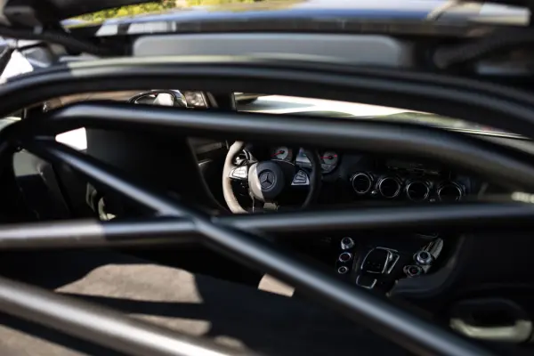 Mercedes-Benz AMG GT R 13