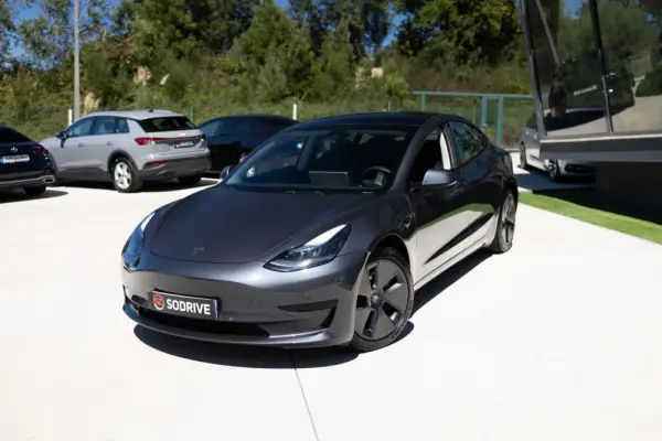 Tesla Model 3 Standard RWD 6