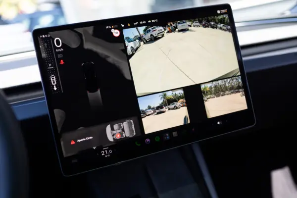 Tesla Model 3 Tração Traseira 12