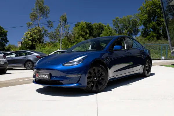 Tesla Model 3 Standard Range Plus RWD 6