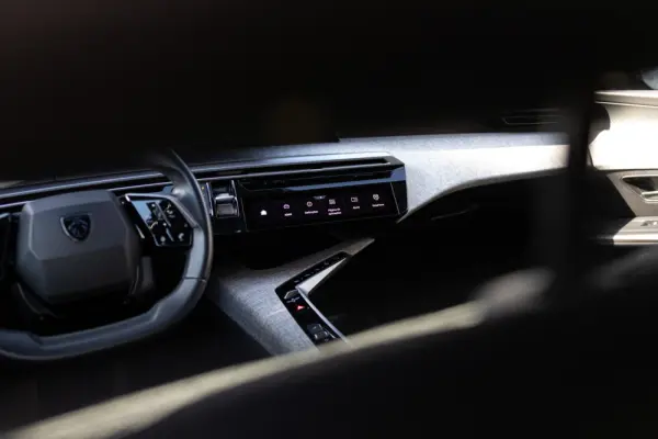 Peugeot E-3008 73 kWh Allure 33
