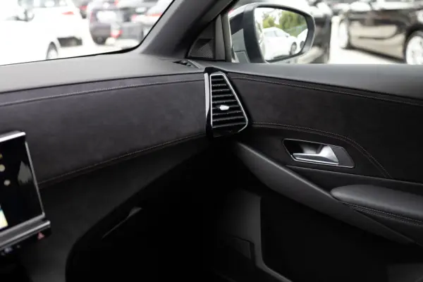 DS DS7 Crossback E-Tense Performance Line EAT8 8