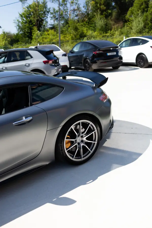 Mercedes-Benz AMG GT R 20