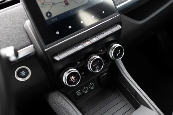 Renault Zoe (c/ Bateria) EV 50 110hp Equilibre 7