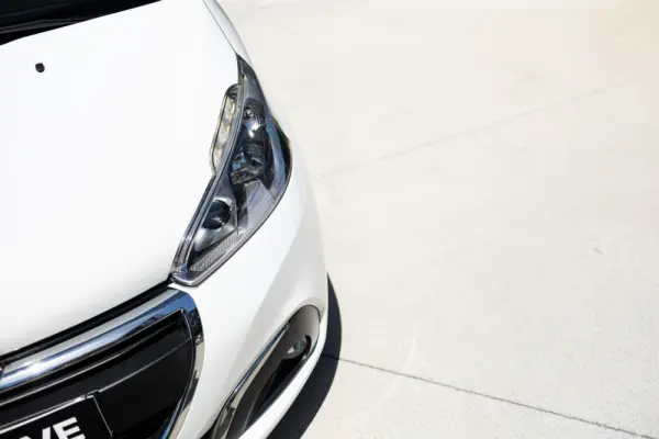 Peugeot 208 1.6 BlueHDi Style 14
