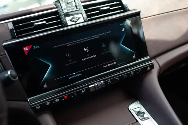 DS DS9 E-Tense 360 4x4 Auto PERFORMANCE LINE + 47