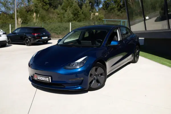 Tesla Model 3 Long-Range Dual Motor AWD 5