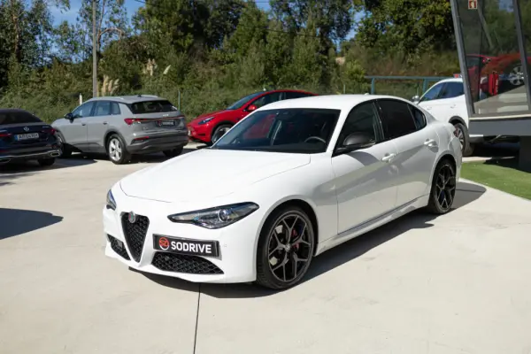 Alfa Romeo Giulia 2.2 D Super AT8 4