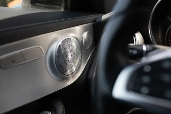 Mercedes-Benz C 220 d 9G-TRONIC AMG Line 32