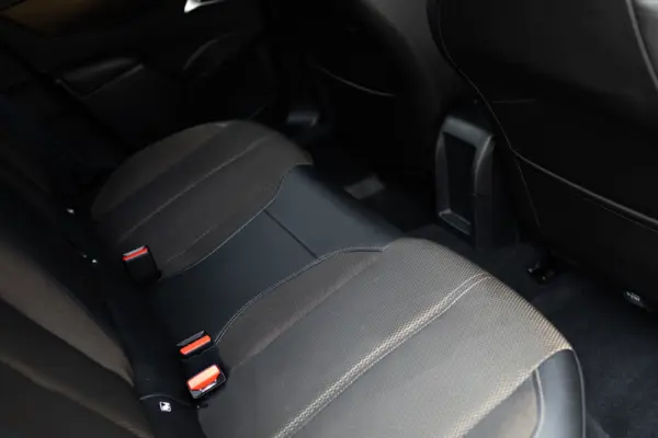DS DS3 Crossback E-Tense Performance Line 26