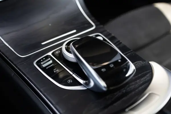 Mercedes-Benz C 220 d 9G-TRONIC AMG Line 16