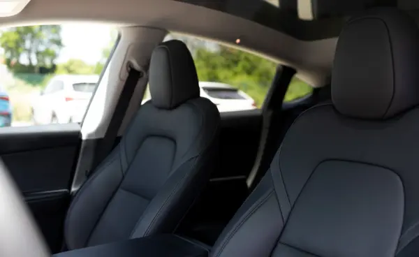 Tesla Model Y Standard 7