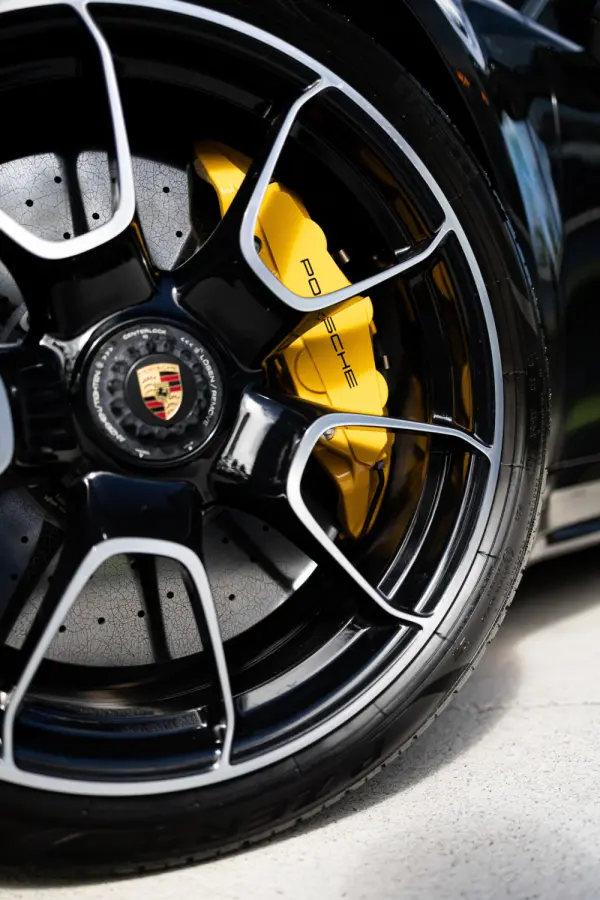 Porsche 911 (992) Turbo S PDK 24