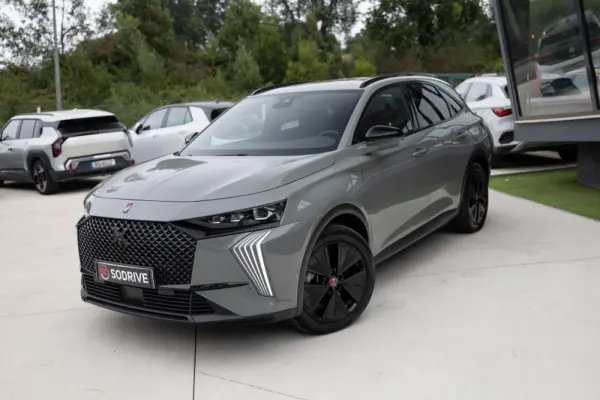 DS DS7 Crossback E-Tense Performance Line EAT8 5