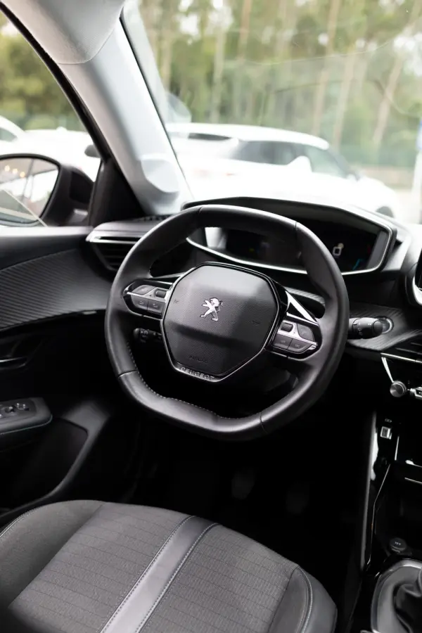 Peugeot 208 1.2 PureTech Allure 35