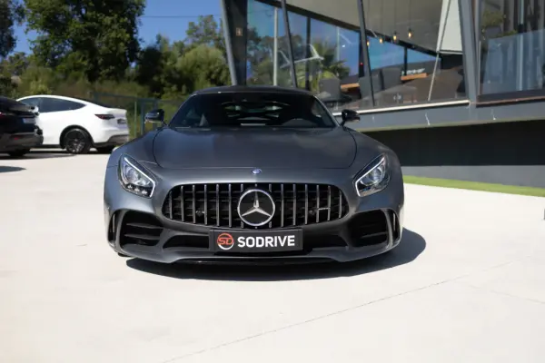 Mercedes-Benz AMG GT R 3