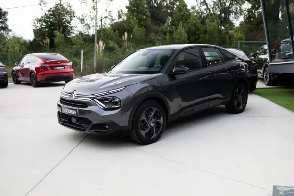 Citroen C4 1.2 PureTech Shine 5