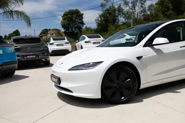 Tesla Model 3 Tração Traseira Premium 12