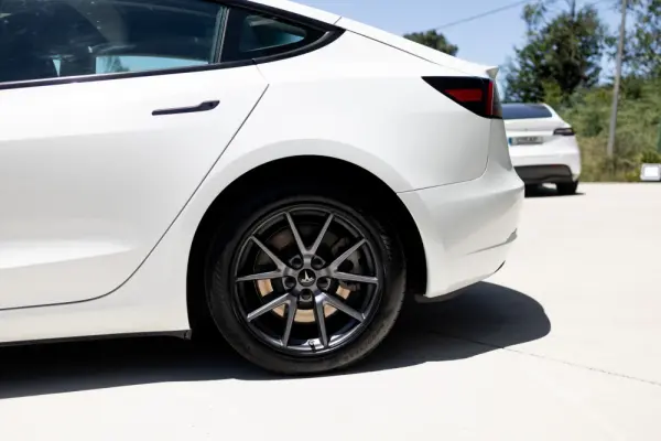 Tesla Model 3 Long Range Tração Integral 9