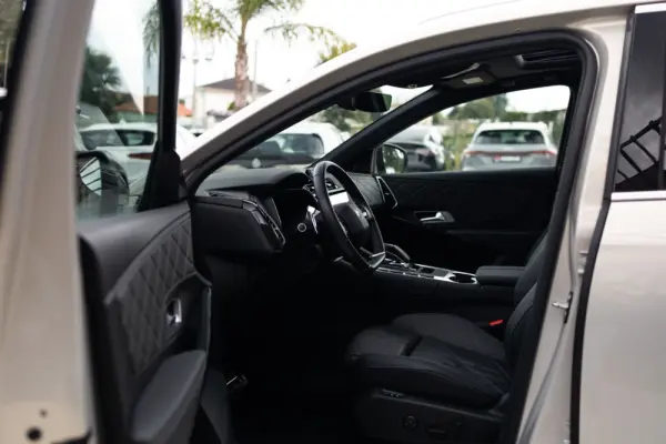 DS DS7 Crossback E-Tense Rivoli EAT8 11