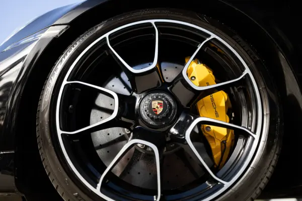 Porsche 911 (992) Turbo S PDK 34