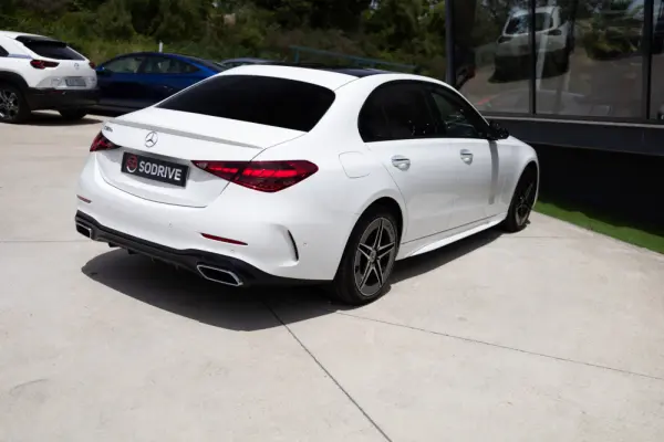 Mercedes-Benz C 300 e AMG Line 56