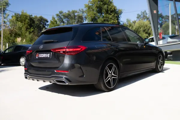Mercedes-Benz C 300 e AMG Line 28